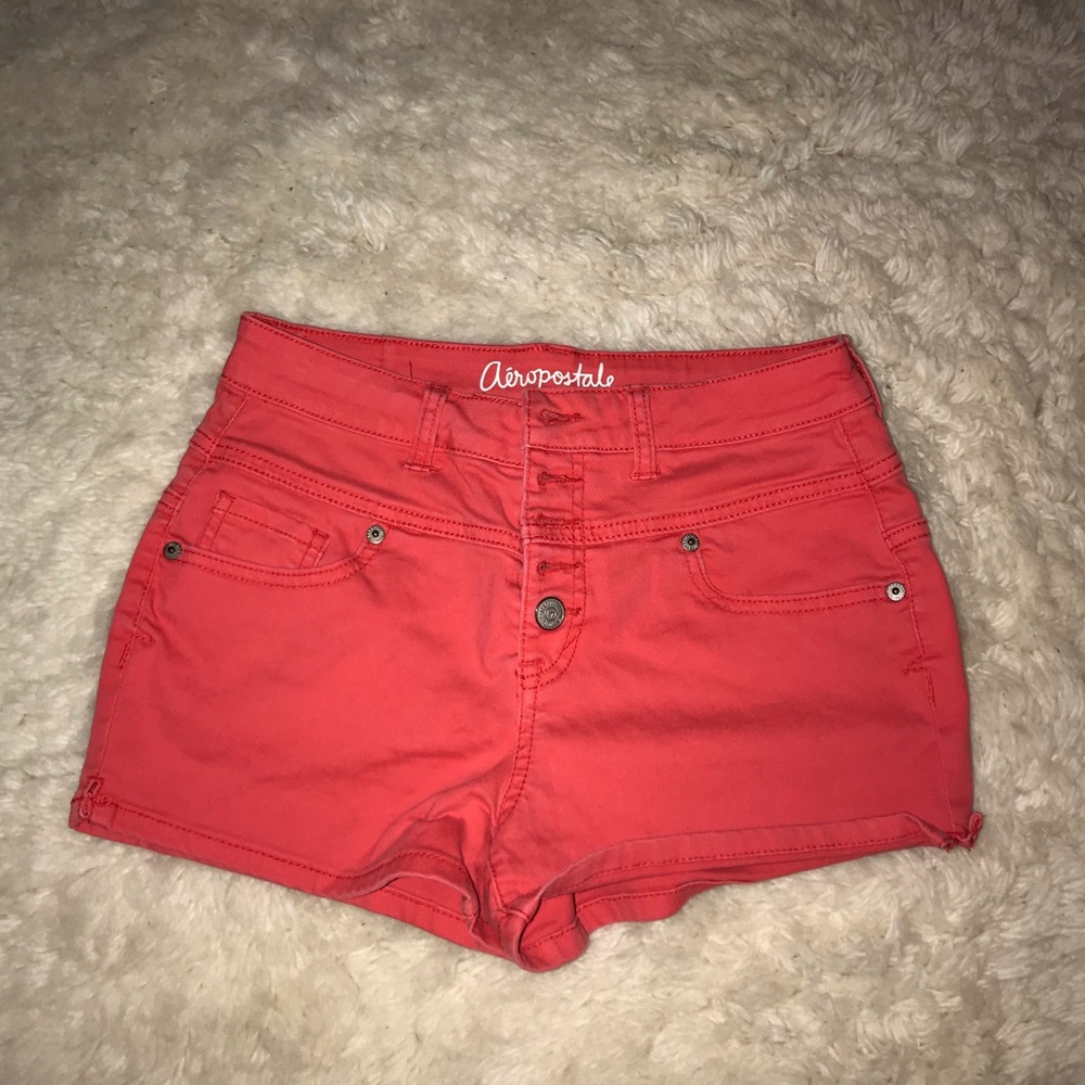 Aero shorts great condition